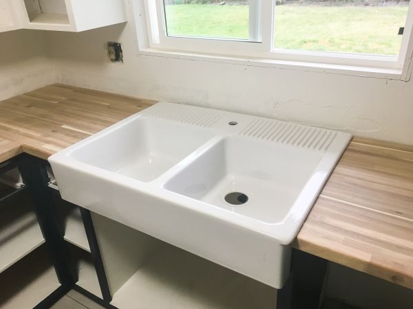 Chipped Sink Repair in Fredericksburg